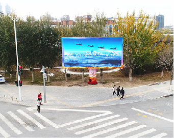 安仁户外大屏广告投放要点。